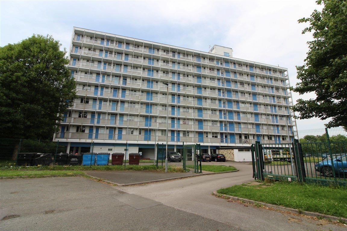 Property for Auction in North West - Flat 51 Southmoor, Manchester, Lancashire, M23 1HR