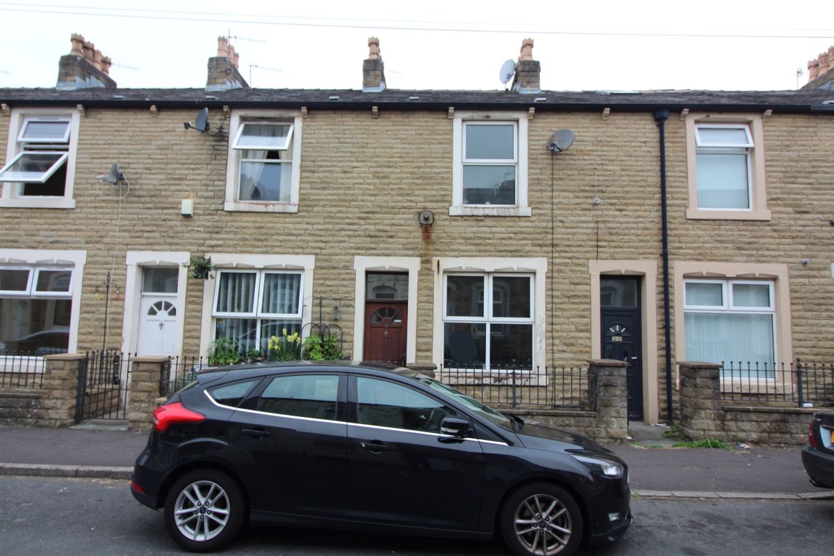 Property for Auction in North West - 28 Albert Street, Burnley, Lancashire, BB11 3DB
