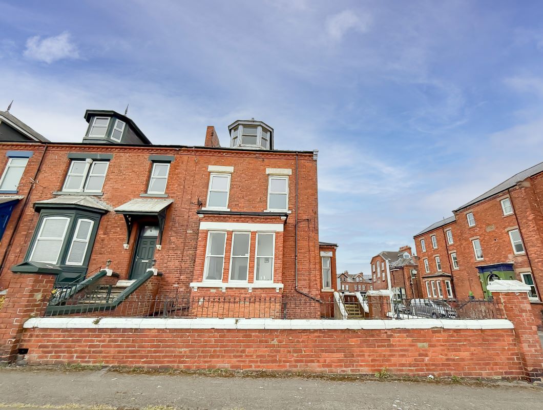 Property for Auction in North East - Number 5 24 Beaconsfield Street, Hartlepool, Cleveland, TS24 0NX