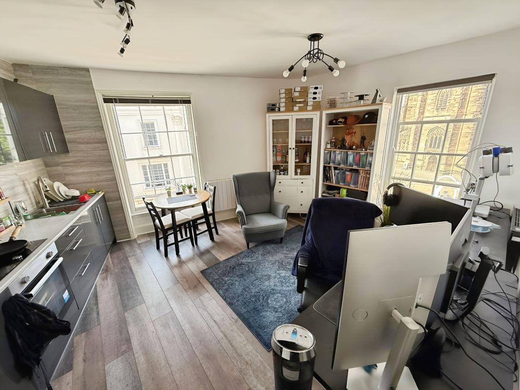 Flat 4 12 Spencer Street, Leamington Spa, Warwickshire, CV31 3NF