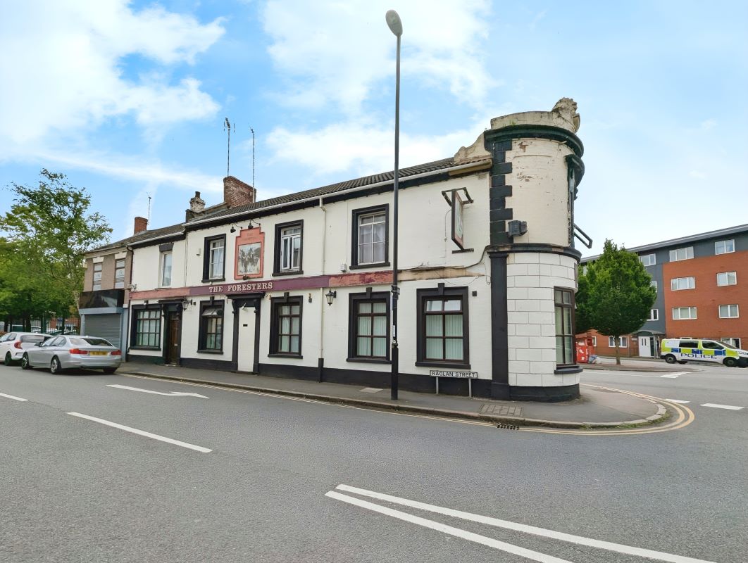Property for Auction in Coventry & Warwickshire - The Foresters 6 Raglan Street, Coventry, West Midlands, CV1 5QF