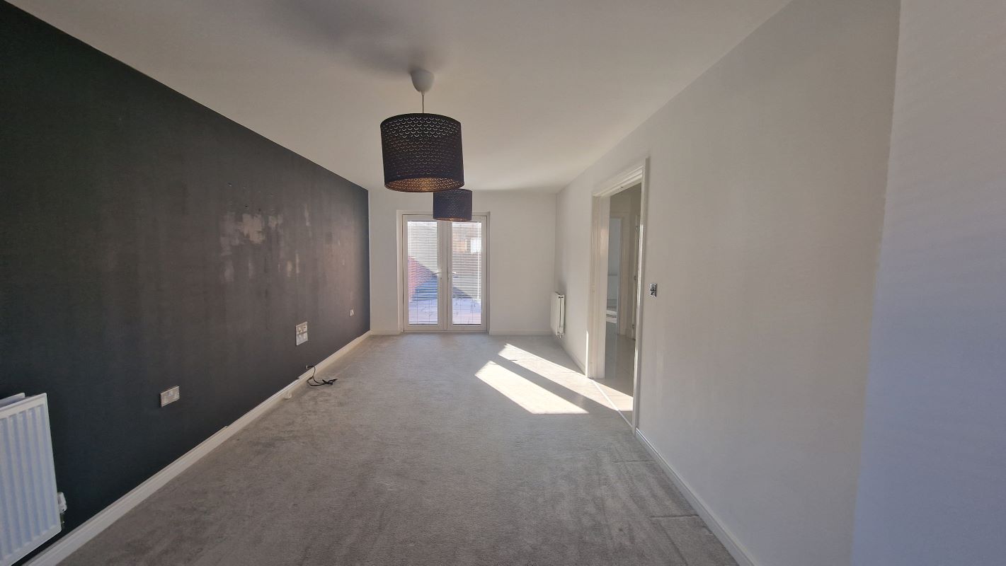 68 The Coach Road, Basingstoke, Hampshire, RG23 7FY