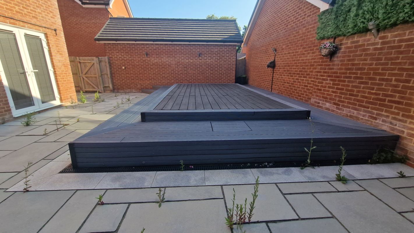 68 The Coach Road, Basingstoke, Hampshire, RG23 7FY