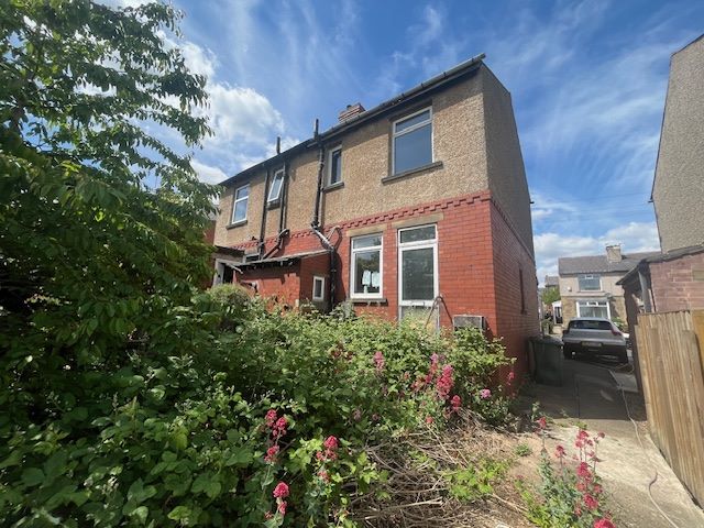 Property for Auction in North West - 9 Heatherfield Road, Huddersfield, West Yorkshire, HD1 4QP