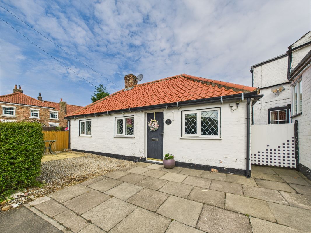 Property for Auction in Hull & East Yorkshire - Rosedene, Wold Newton, Driffield, East Yorkshire, YO25 3YD