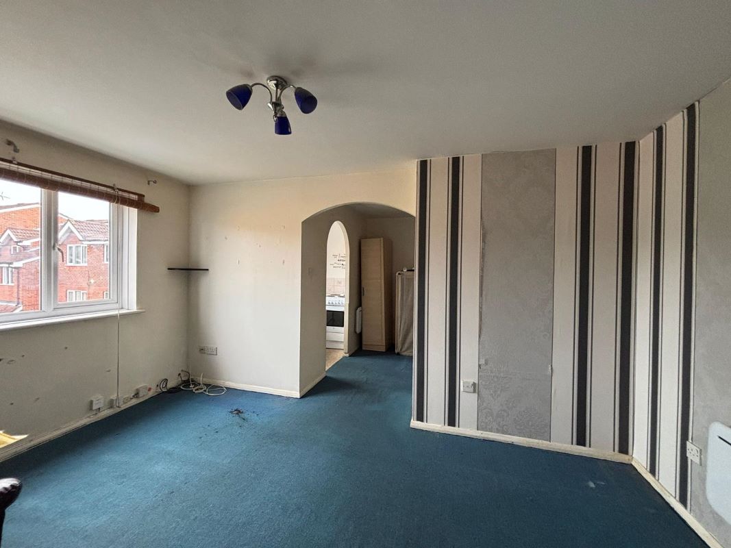 19 Green Pond Close, Walthamstow, London, E17 6EE