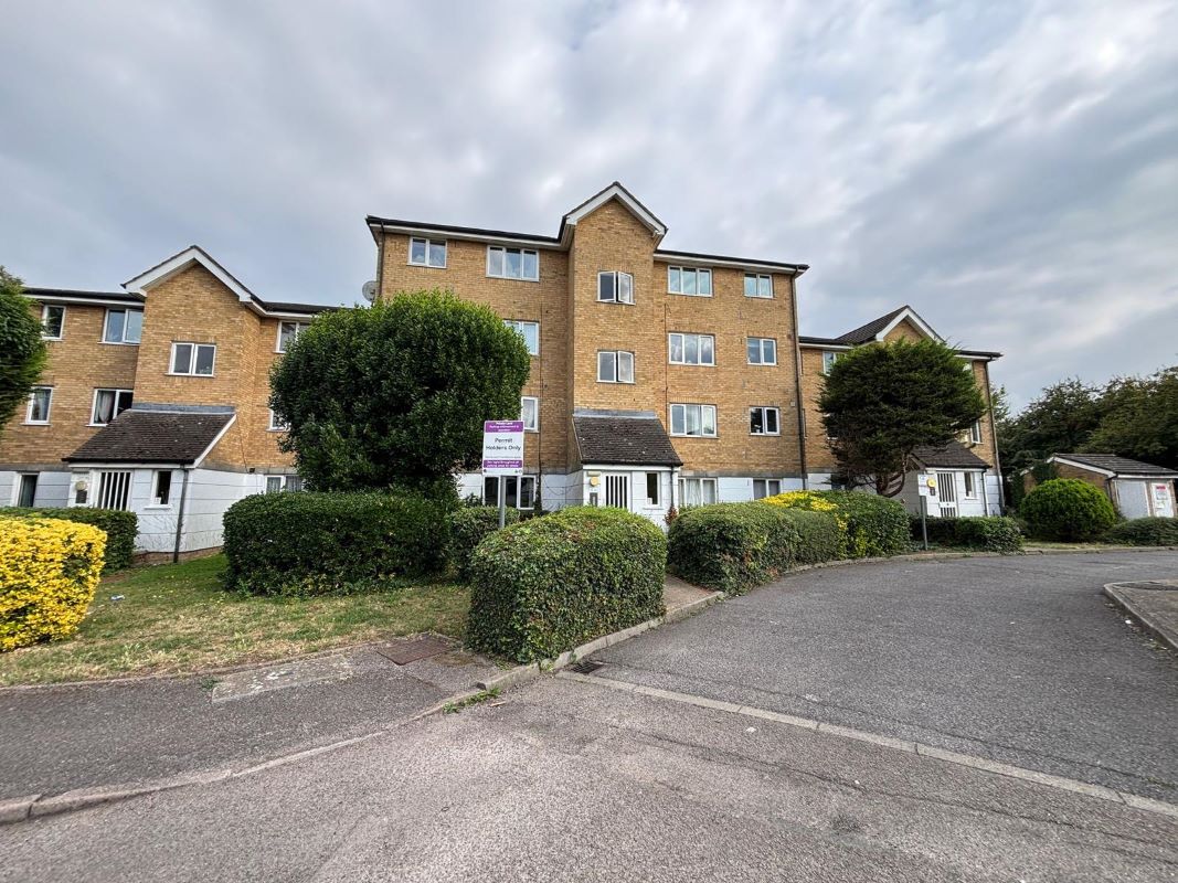 Property for Auction in London - 19 Green Pond Close, Walthamstow, London, E17 6EE