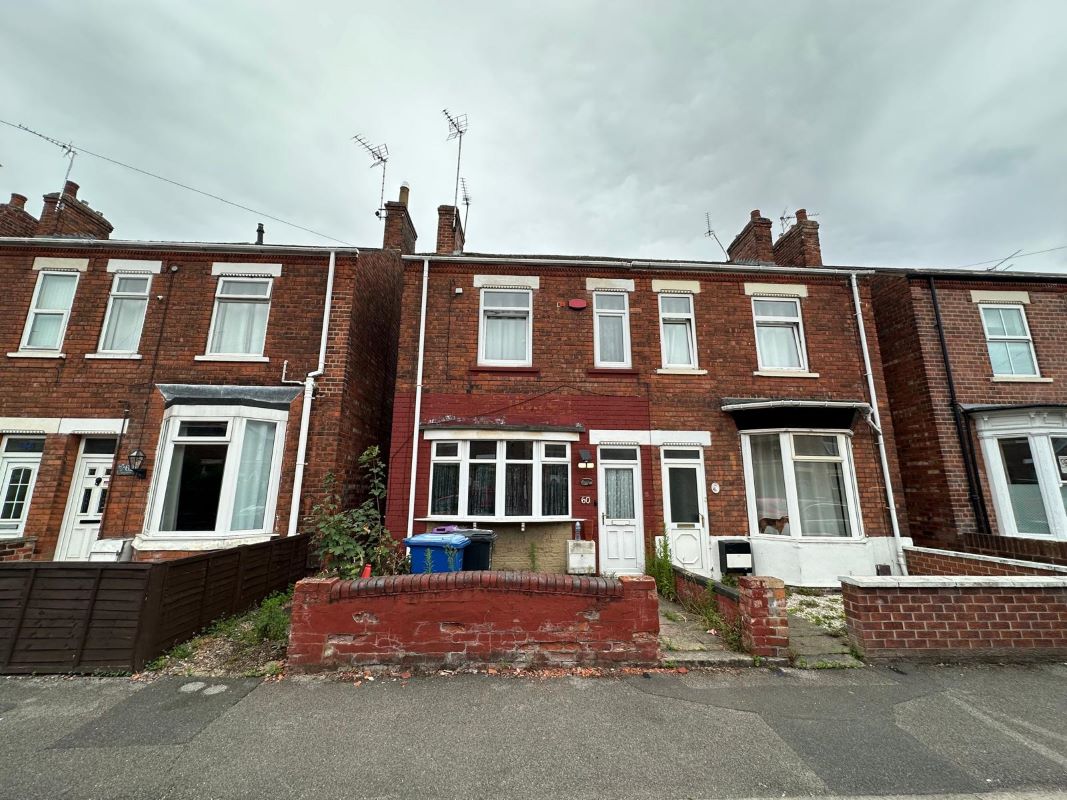 Property for Auction in Lincolnshire - 60 Grey Street, Gainsborough, Lincolnshire, DN21 2PP
