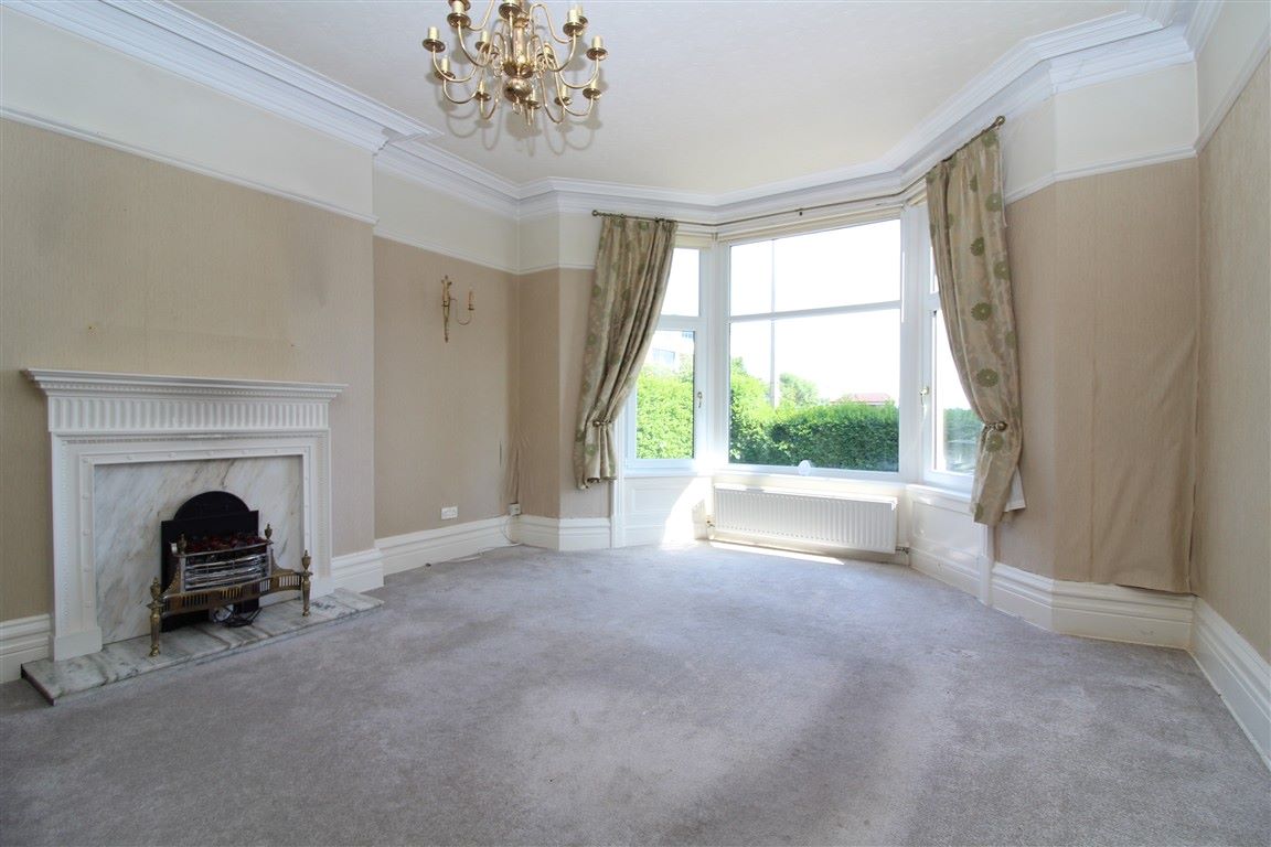 50 East Beach, Lytham St. Annes, Lancashire, FY8 5EY