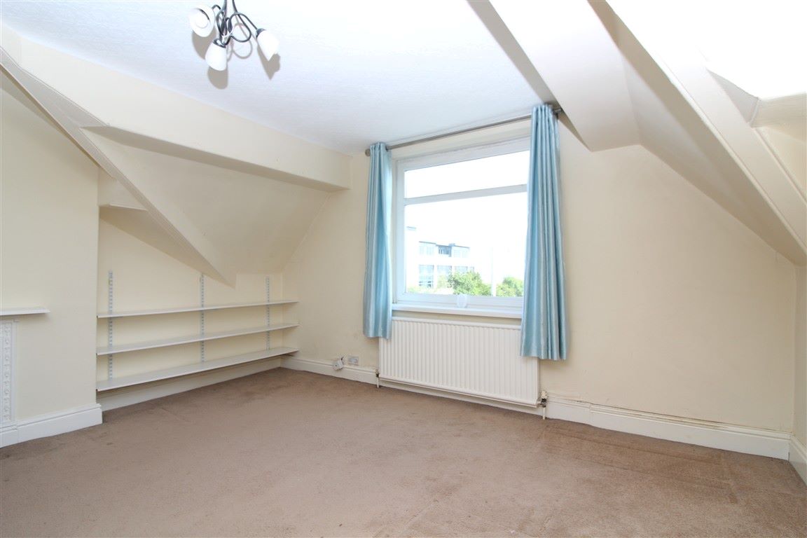 50 East Beach, Lytham St. Annes, Lancashire, FY8 5EY