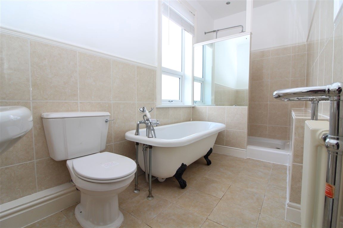50 East Beach, Lytham St. Annes, Lancashire, FY8 5EY