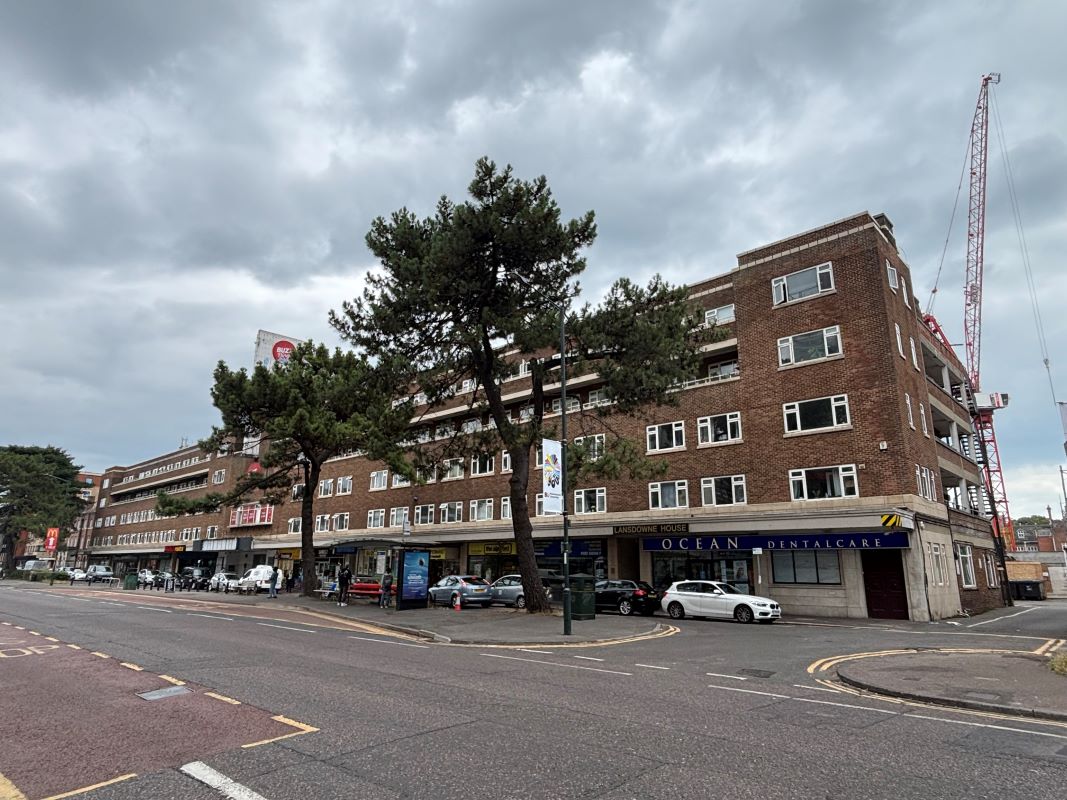 Property for Auction in South West - Flat H, Lansdowne House, Bournemouth, Dorset, BH1 3JP