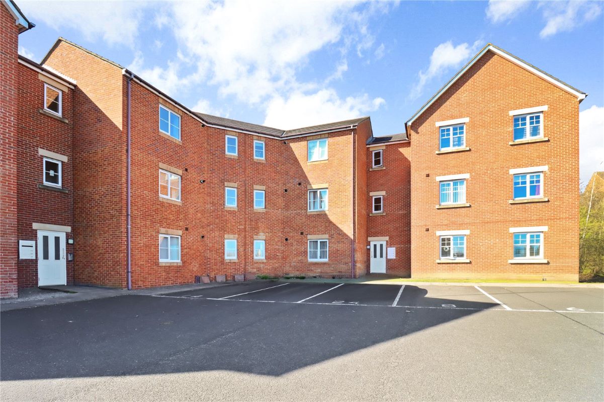 Property for Auction in North East - 4 Haydon Drive, Wallsend, Tyne And Wear, NE28 0BH