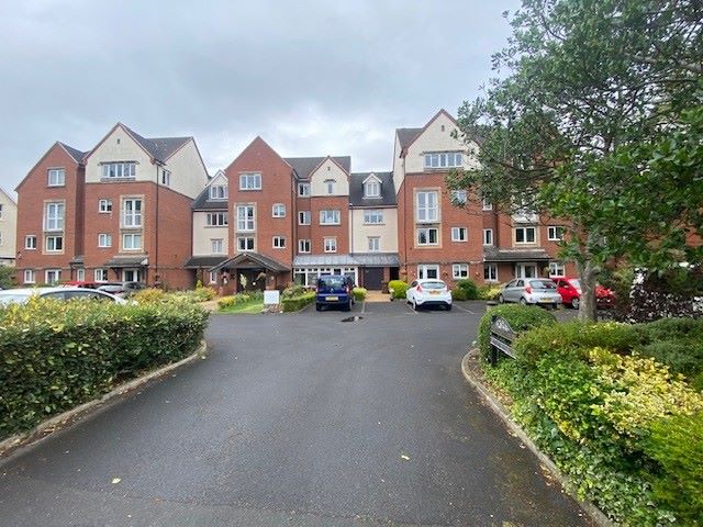 Property for Auction in North West - 26 Madingley Court Cambridge Road, Southport, Merseyside, PR9 9SG