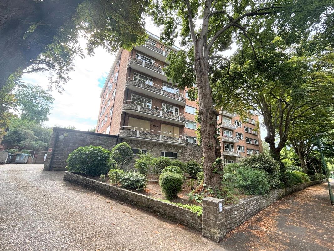 Property for Auction in South West - Flat 2 Crescent Court, Bournemouth, Dorset, BH2 5LA