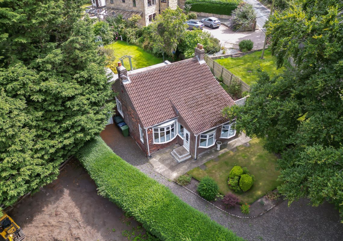 Property for Auction in North East - Beeches Bungalow at Pennyfine Road Sunniside, Newcastle upon Tyne, Tyne and Wear, NE16 5ER