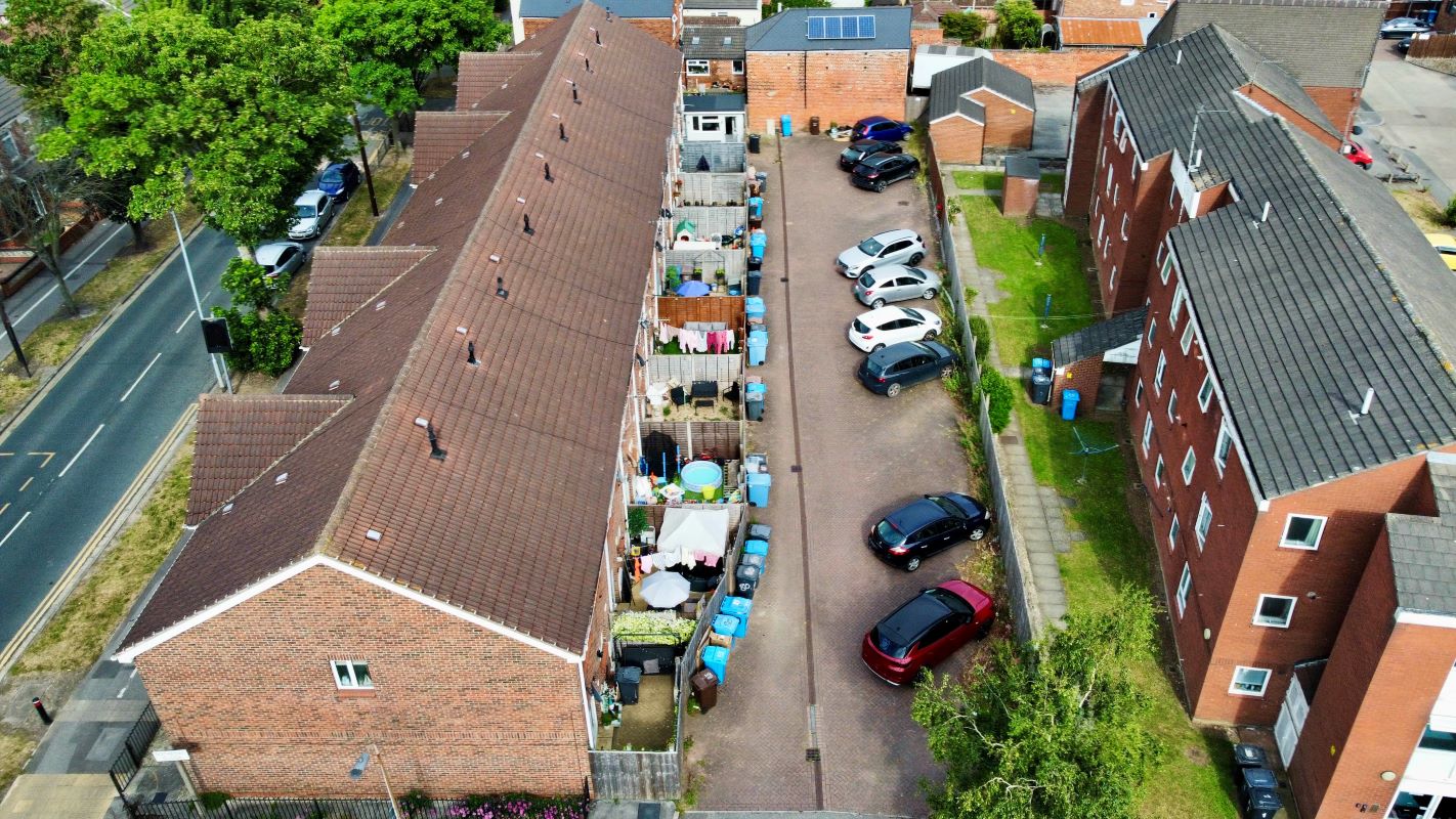 Property for Auction in Hull & East Yorkshire - Land on the South side, 86 Southcoates Lane, Hull, East Yorkshire, HU9 3AD