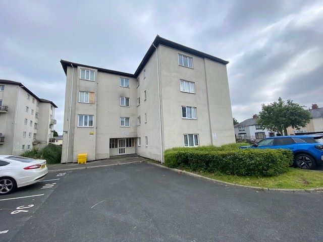 Property for Auction in North West - 17 Conway House Samuel Street, Preston, Lancashire, PR1 4YJ