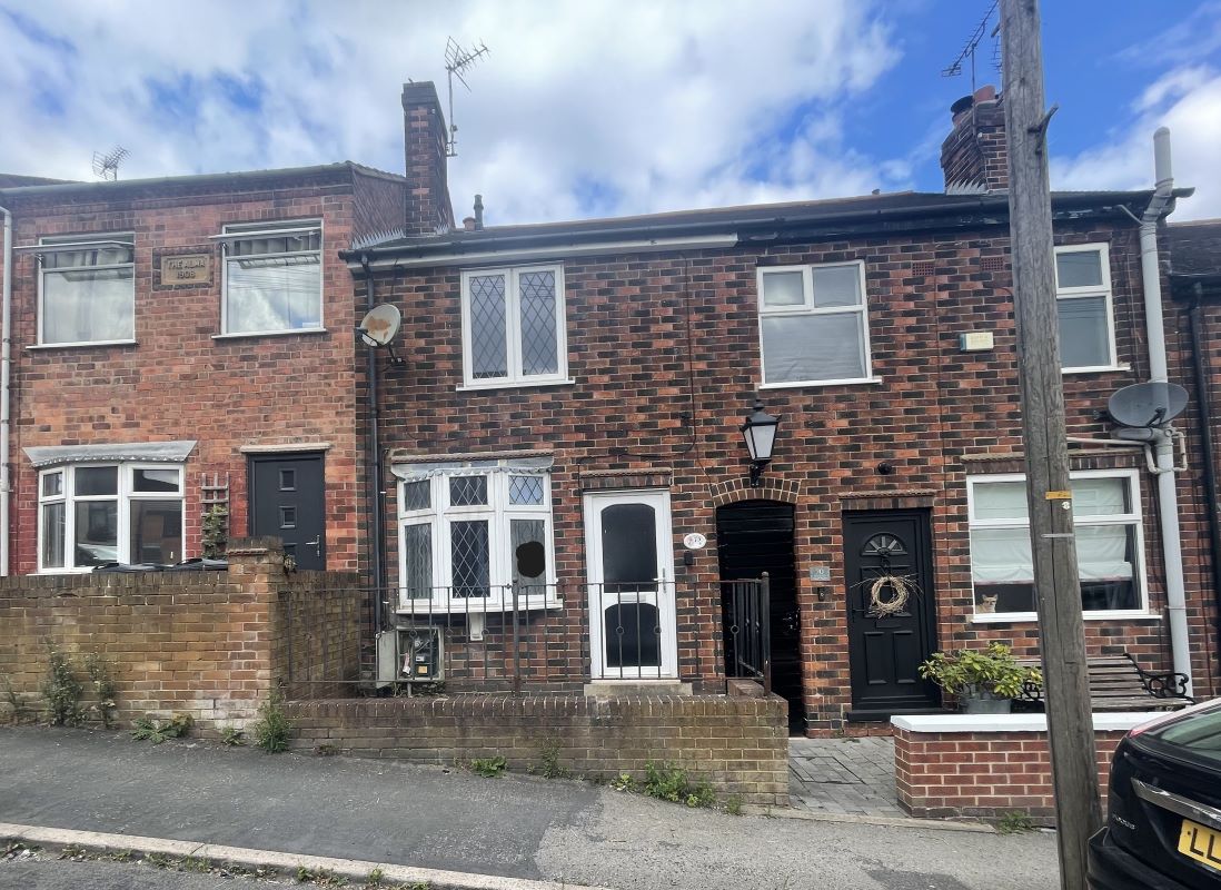 Property for Auction in Nottinghamshire & Derby - Number 70A Milward Road Loscoe, Heanor, Derbyshire, DE75 7JX