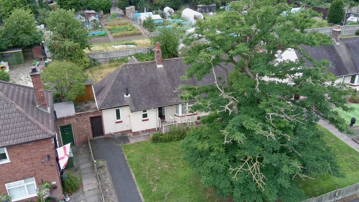 Property for Auction in Cheshire, Staffordshire & Shropshire - 69 Hawksmoor Road, Stafford, Staffordshire, ST17 9DS