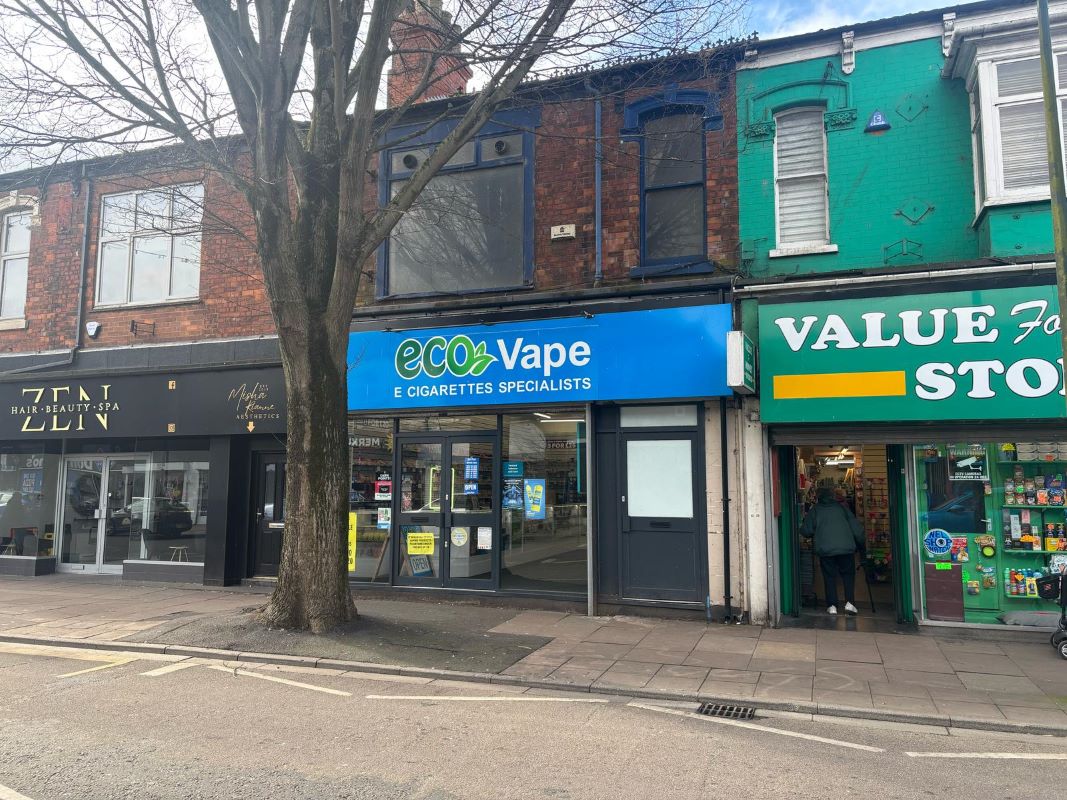 Property for Auction in Lincolnshire - 40 St. Peters Avenue, Cleethorpes, South Humberside, DN35 8HL