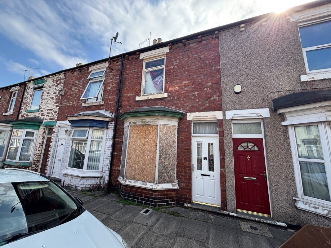 Three Bedroom Mid Terraced for Sale