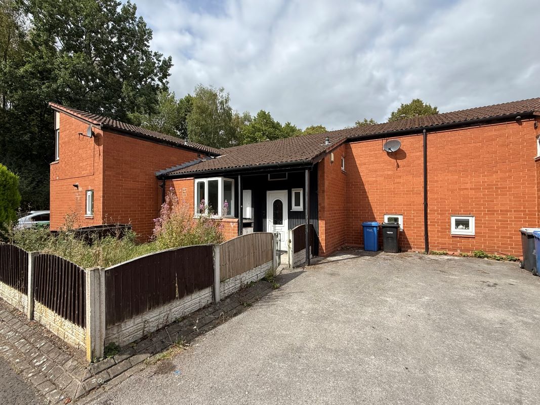 Property for Auction in Cheshire, Staffordshire & Shropshire - 81 Redshank Lane Birchwood, Warrington, Cheshire, WA3 6RA
