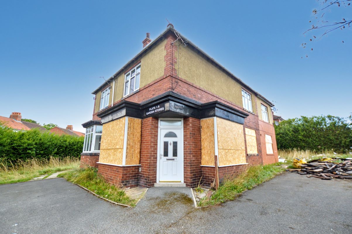 Property for Auction in West Yorkshire - Flat 4, 60 Garden Village, Micklefield, Leeds, West Yorkshire, LS25 4AD
