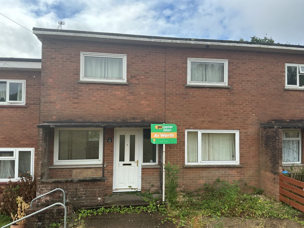 Property for Auction in Wales - 25 Butterworth Close, Newport, Gwent, NP19 9LY