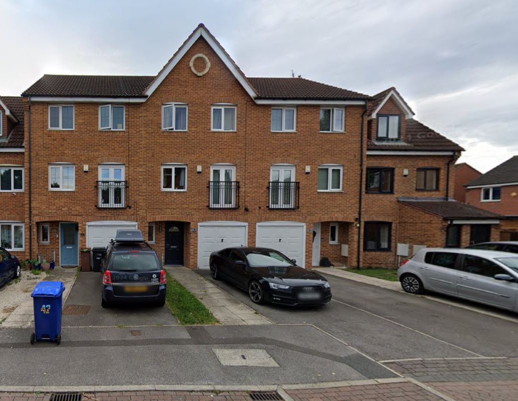 Property for Auction in South Yorkshire - 1 Teal Close Wombwell, Barnsley, South Yorkshire, S73 0US