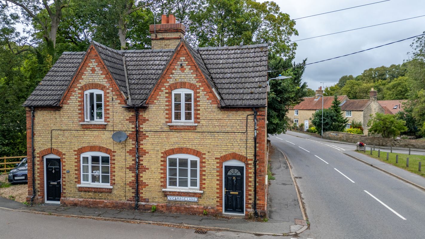 Property for Auction in Lincolnshire - 25 Vicarage Lane Welton, Lincoln, Lincolnshire, LN2 3JG