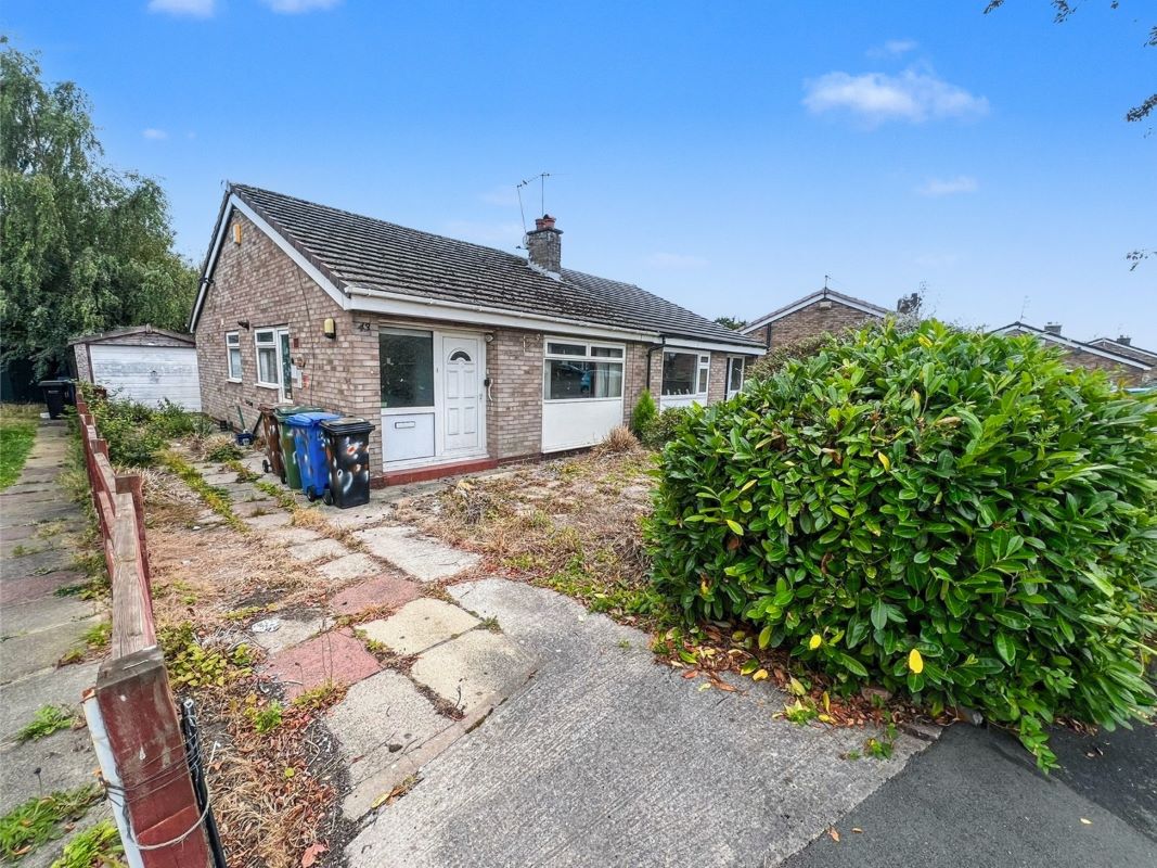 Property for Auction in Manchester - 43 Fountains Road, Cheadle Hulme, Cheadle, Cheshire, SK8 7PY