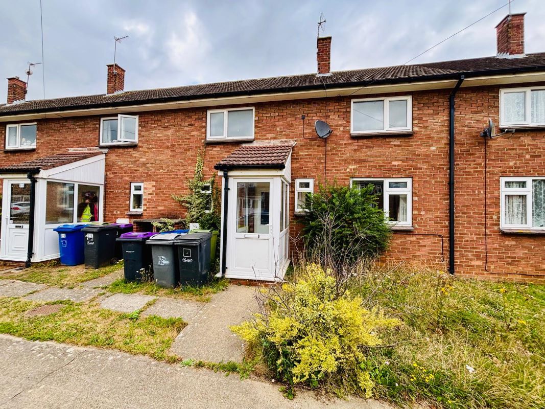 Property for Auction in Lincolnshire - 12 Louisberg Road Hemswell Cliff, Gainsborough, Lincolnshire, DN21 5XU
