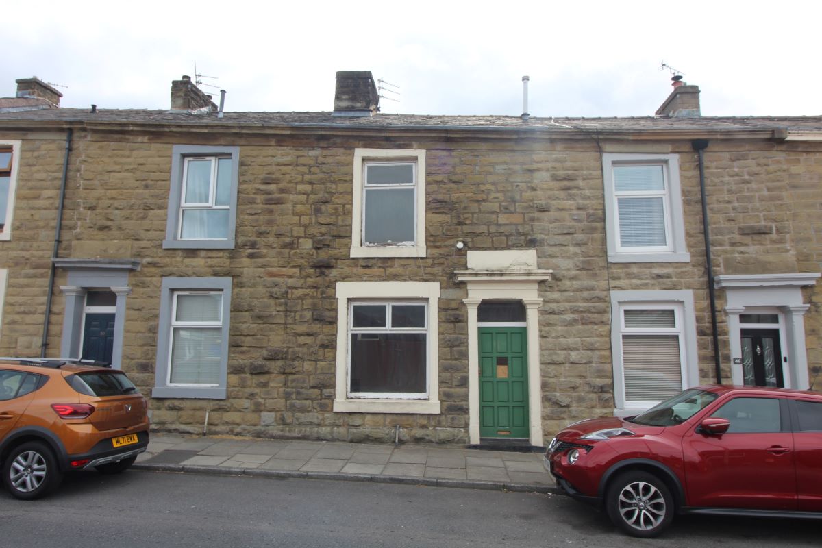 Property for Auction in North West - 48 Sparth Road Clayton le Moors, Accrington, Lancashire, BB5 5PZ