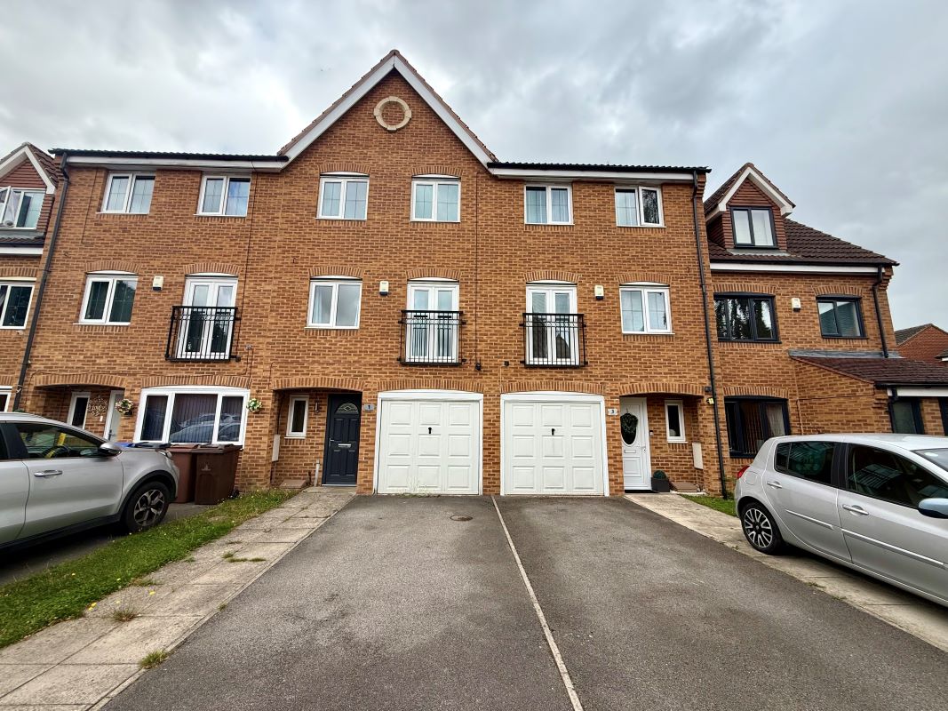 Property for Auction in South Yorkshire - 1 Teal Close Wombwell, Barnsley, South Yorkshire, S73 0US