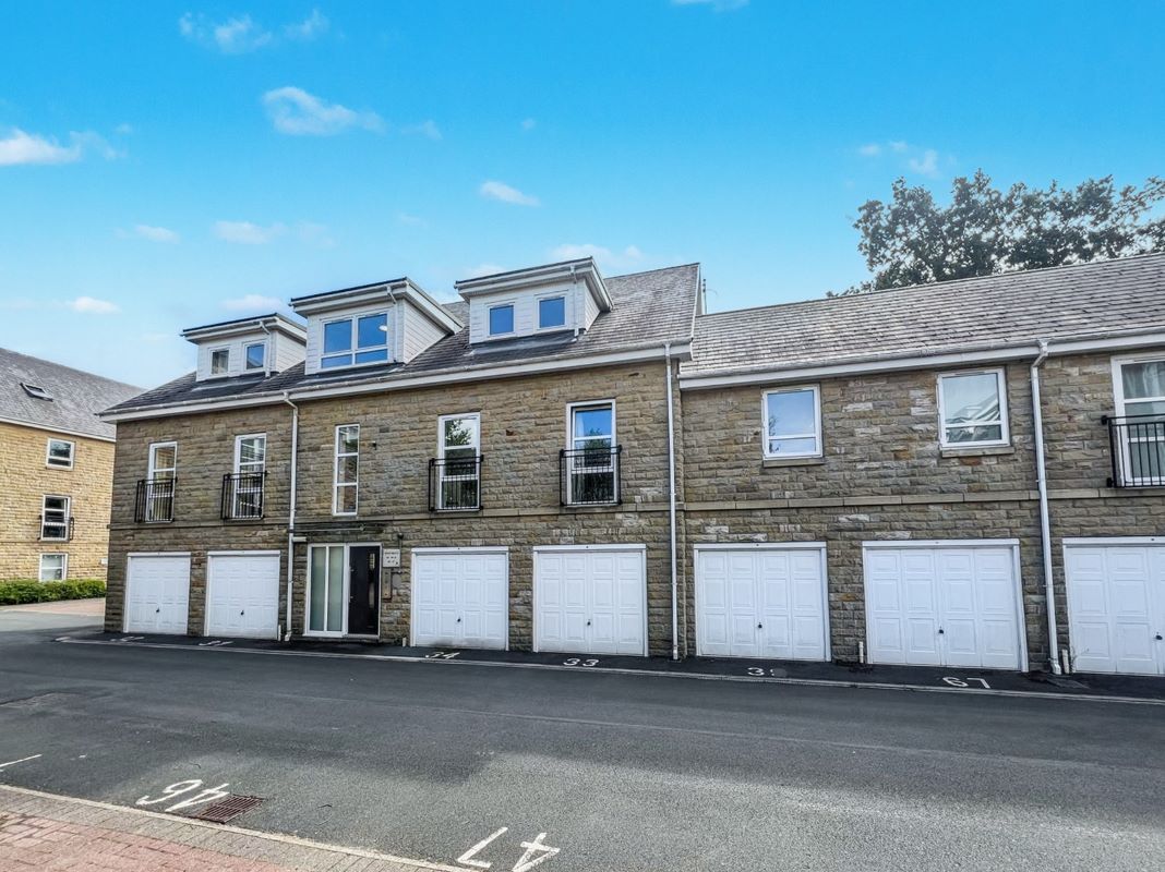 Two Bedroom Apartment in Halifax