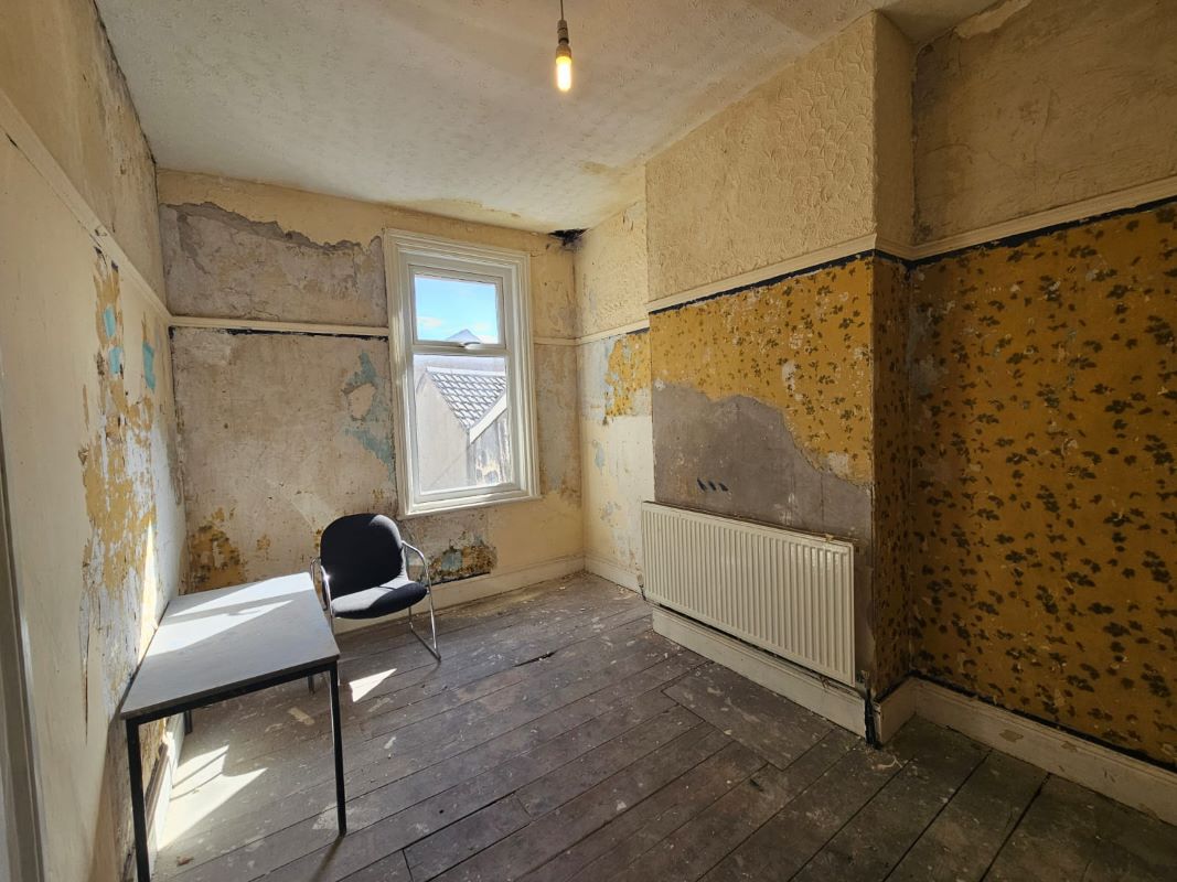 Blackpool, Lancashire, FY1 6AB - Online Auctions