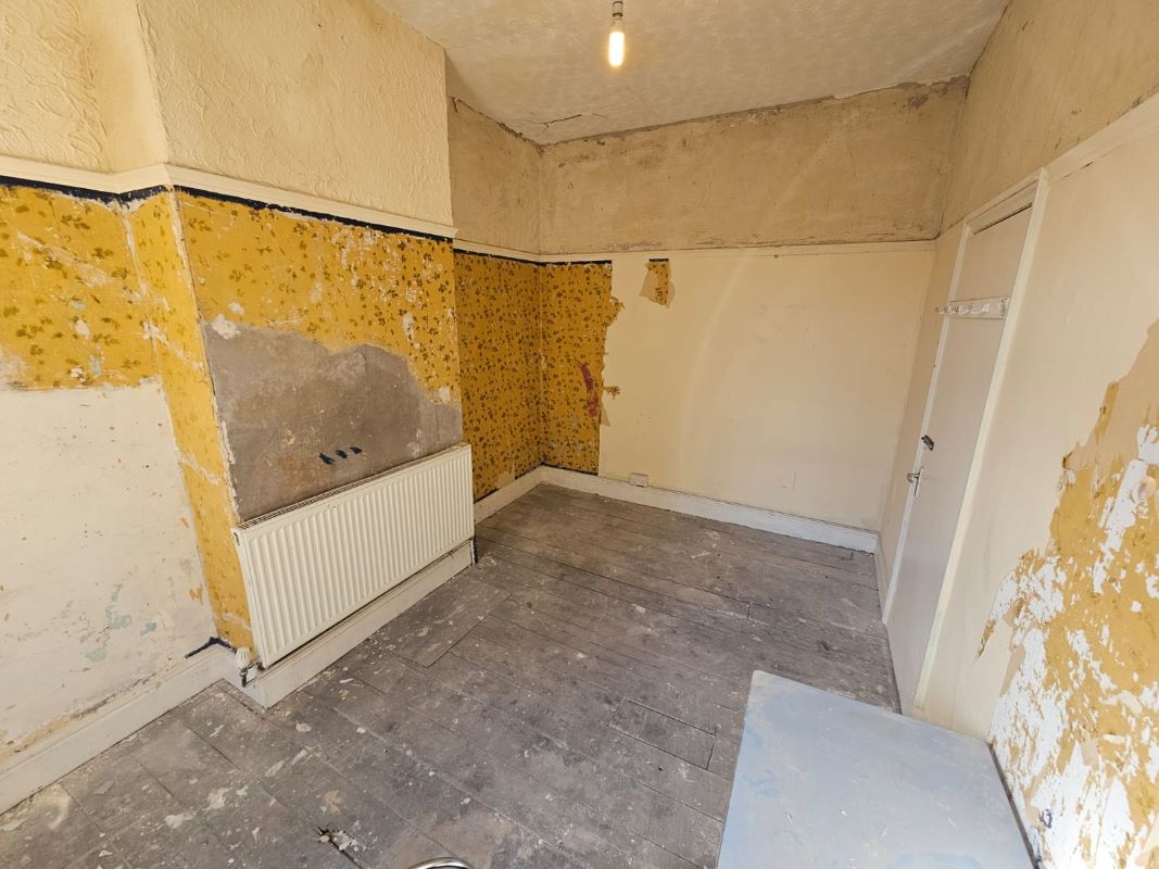 Blackpool, Lancashire, FY1 6AB - Online Auctions