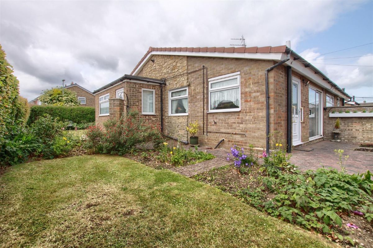 Property for Auction in North East - 4 Hurn Walk Thornaby, Stockton-On-Tees, Cleveland, TS17 9DU