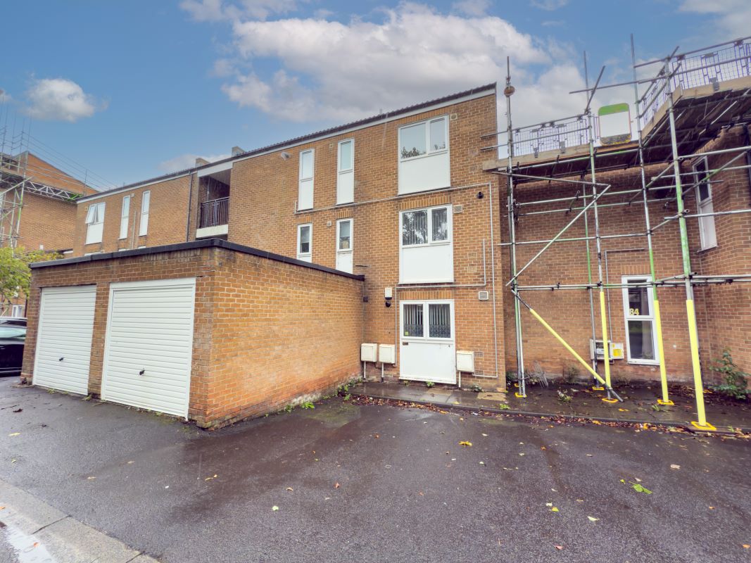 Property for Auction in North East - 81 Dunstanburgh Close, Washington, Tyne And Wear, NE38 0JG
