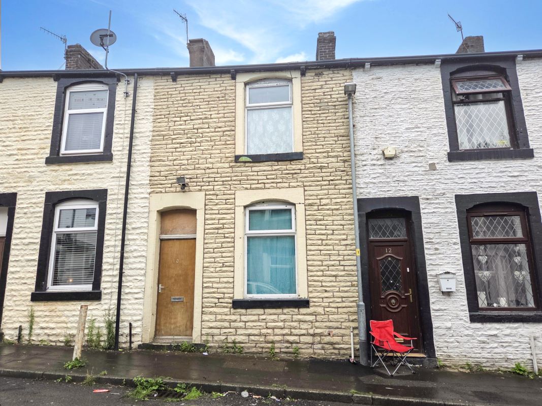 Property for Auction in South Yorkshire - 10 Willow Street, Burnley, Lancashire, BB12 0RE