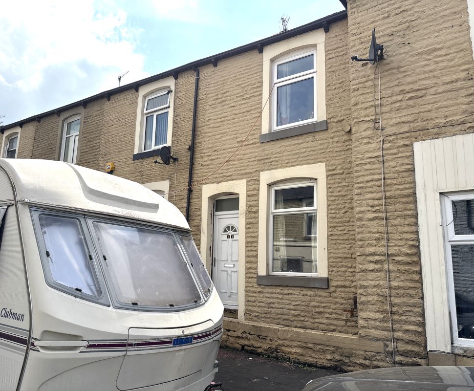 Property for Auction in South Yorkshire - 41 Reed Street, Burnley, Lancashire, BB11 3LP