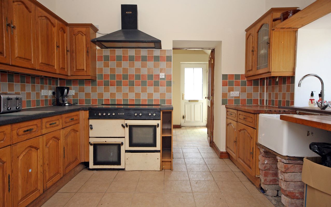 Llyn Y Coed Llantrisant, Holyhead, Gwynedd, LL65 4TN