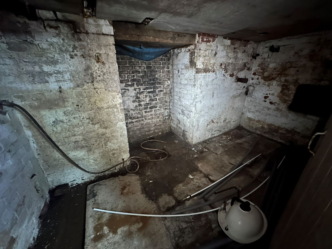 65 Market Street Farnworth, Bolton, Lancashire, BL4 7NS