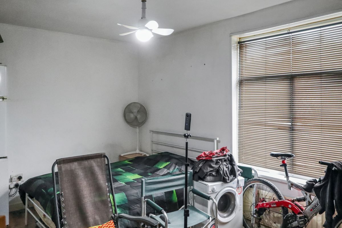 Sheffield, South Yorkshire, S6 1QA - Online Auctions