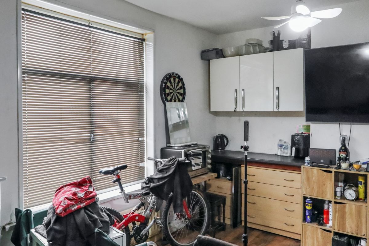 Sheffield, South Yorkshire, S6 1QA - Online Auctions