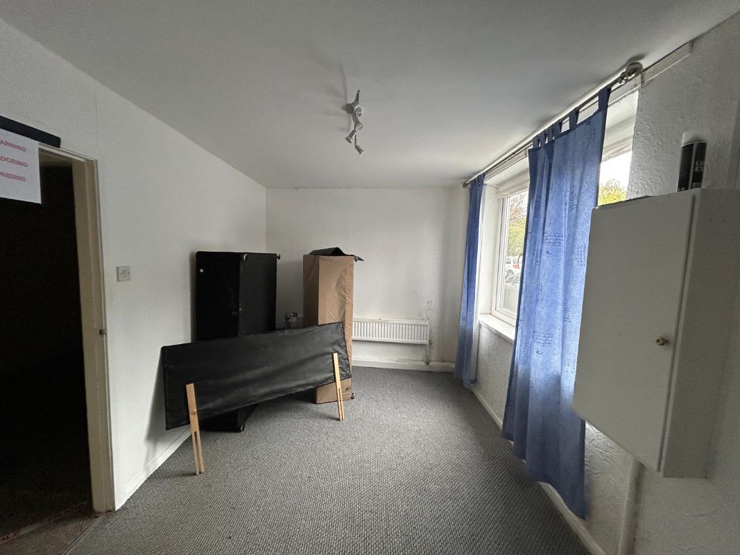 Click to View Details 30 Church Street Cudworth, Barnsley, South Yorkshire, S72 8JZ