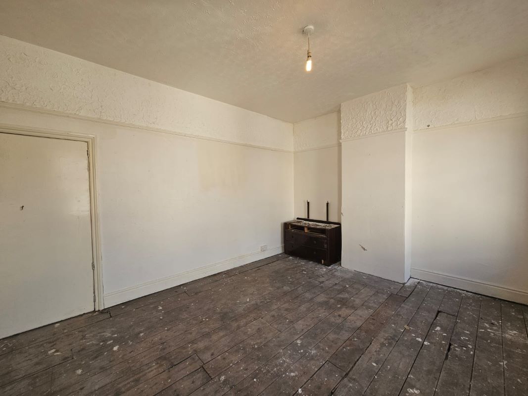 Blackpool, Lancashire, FY1 6AB - Online Auctions