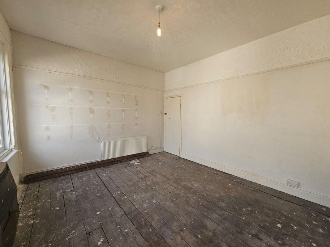 Blackpool, Lancashire, FY1 6AB - Online Auctions