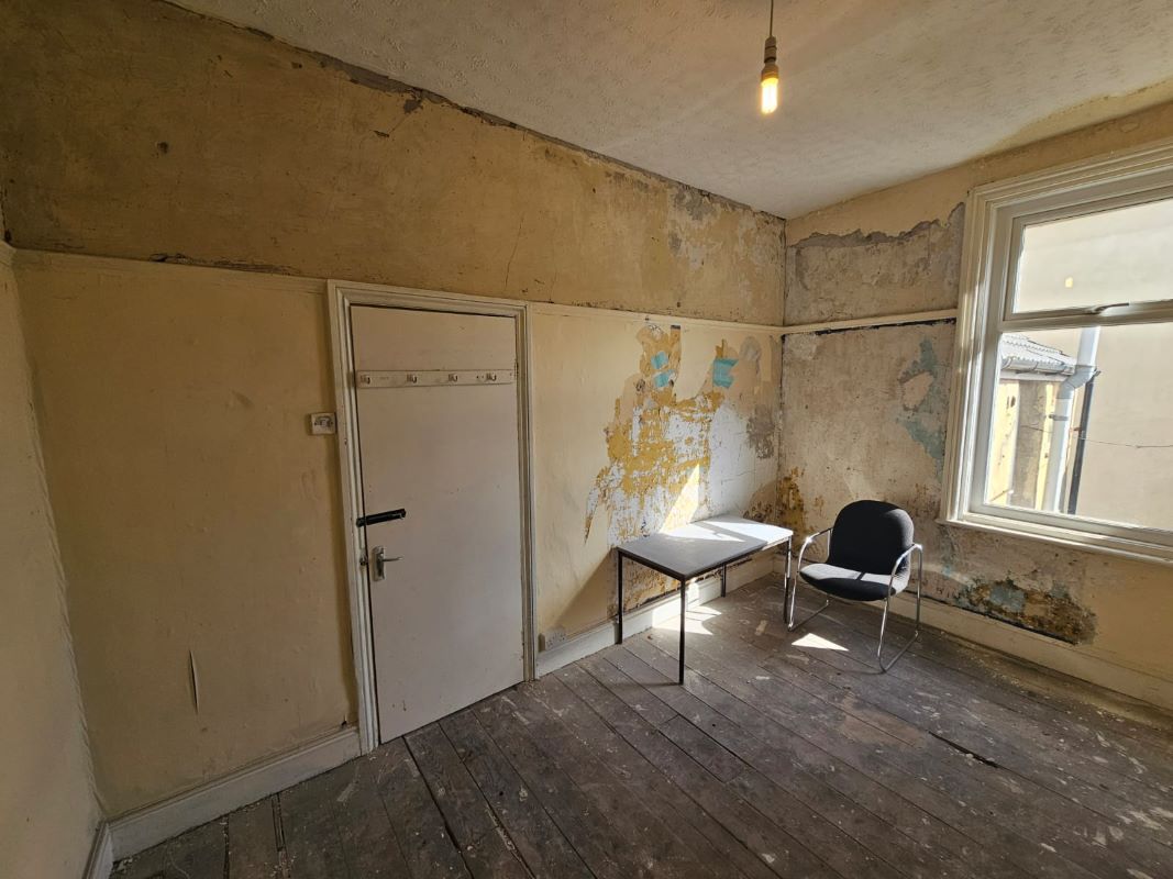 Blackpool, Lancashire, FY1 6AB - Online Auctions